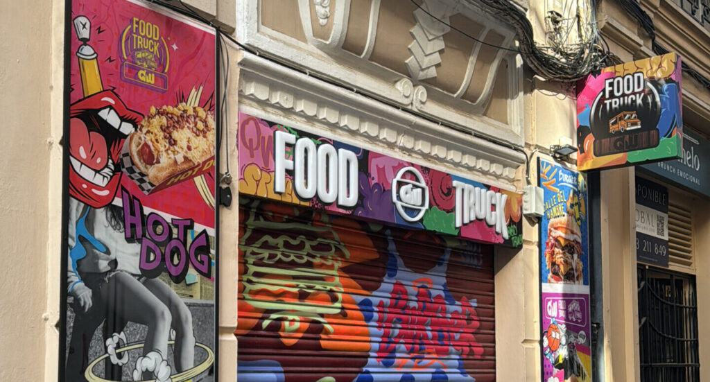 Fachada local QW Food Truck en Valencia